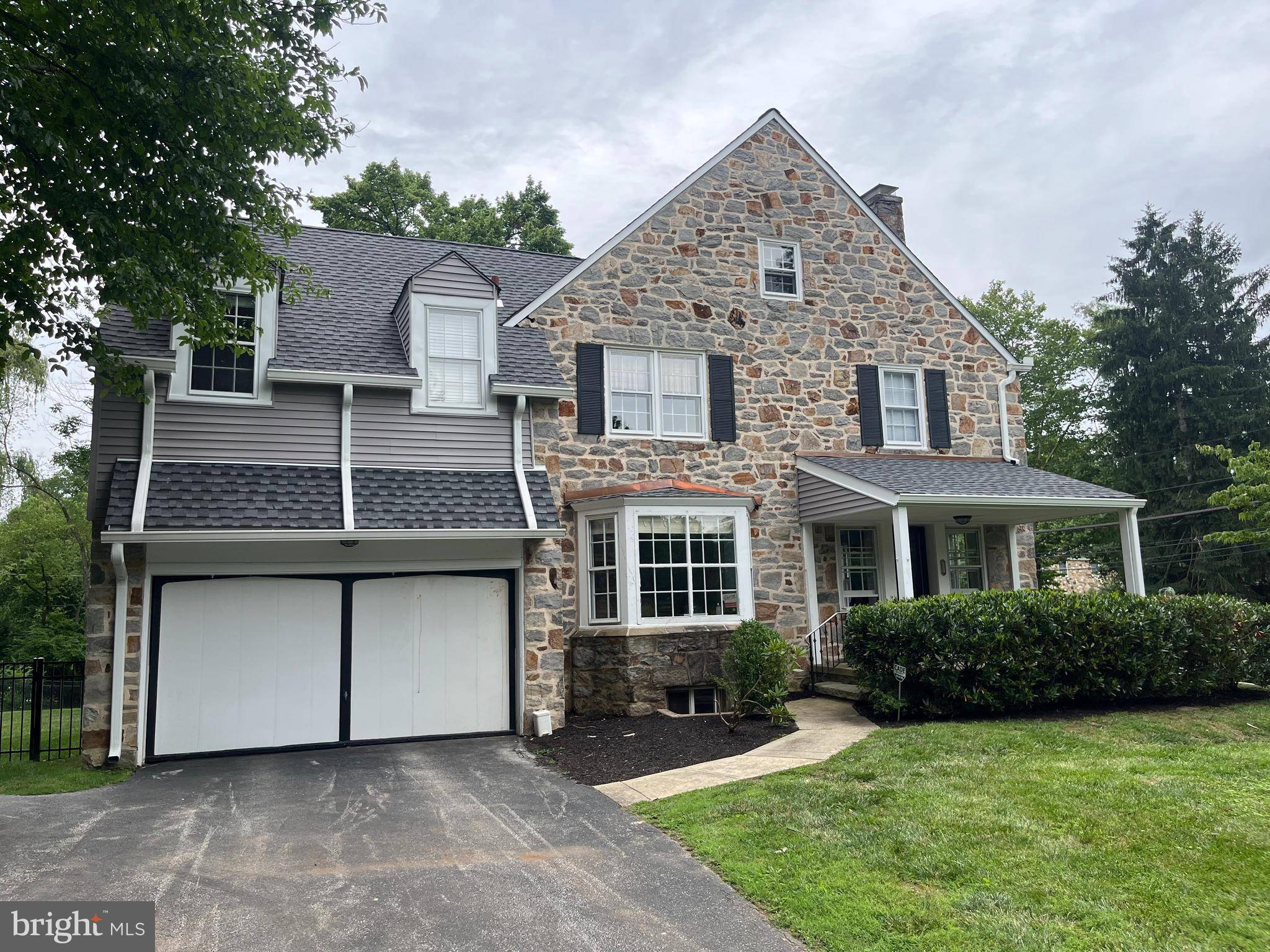 Wayne, PA 19087,541 W BEECHTREE LN