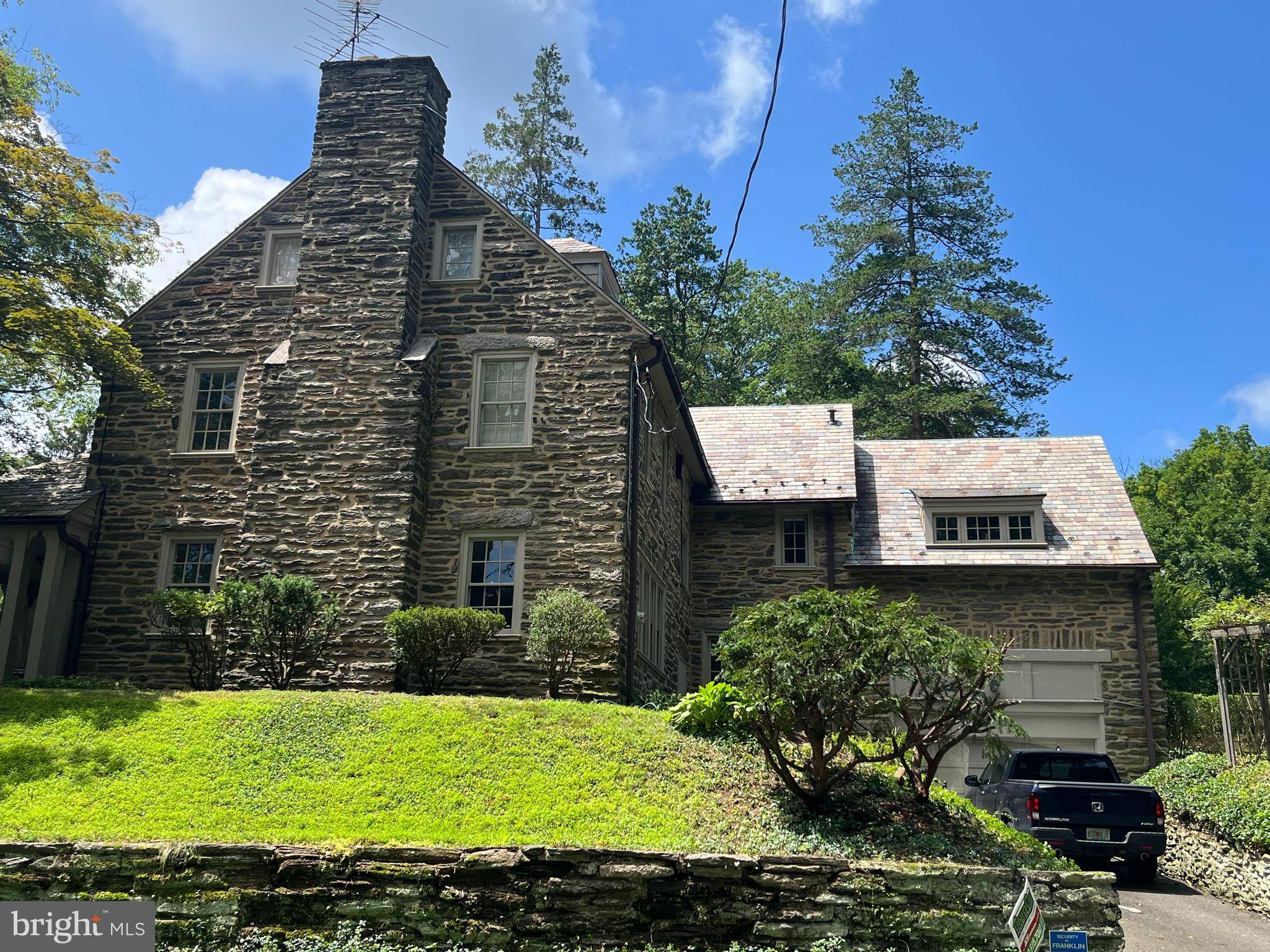 Philadelphia, PA 19119,7101 GREENE ST
