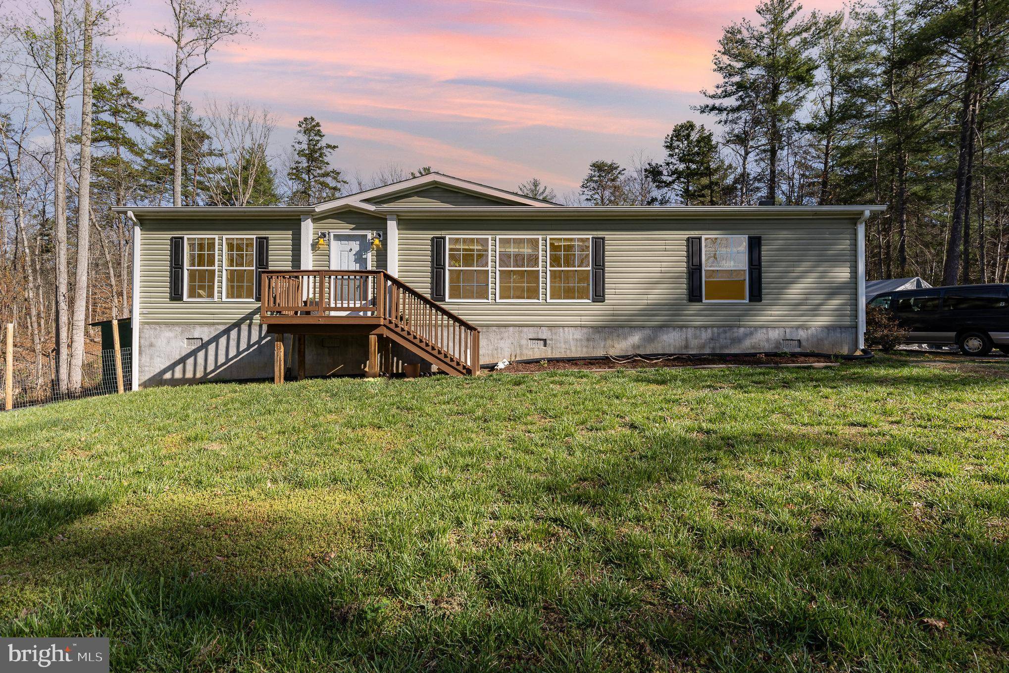 14569 DYKE RD, Stanardsville, VA 22973