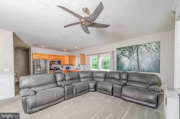Hammonton, NJ 08037,60 CENTENNIAL DR
