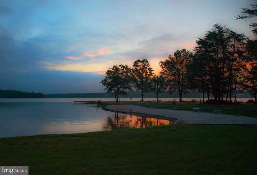 286 LAKE FRONT DR, Mineral, VA 23117