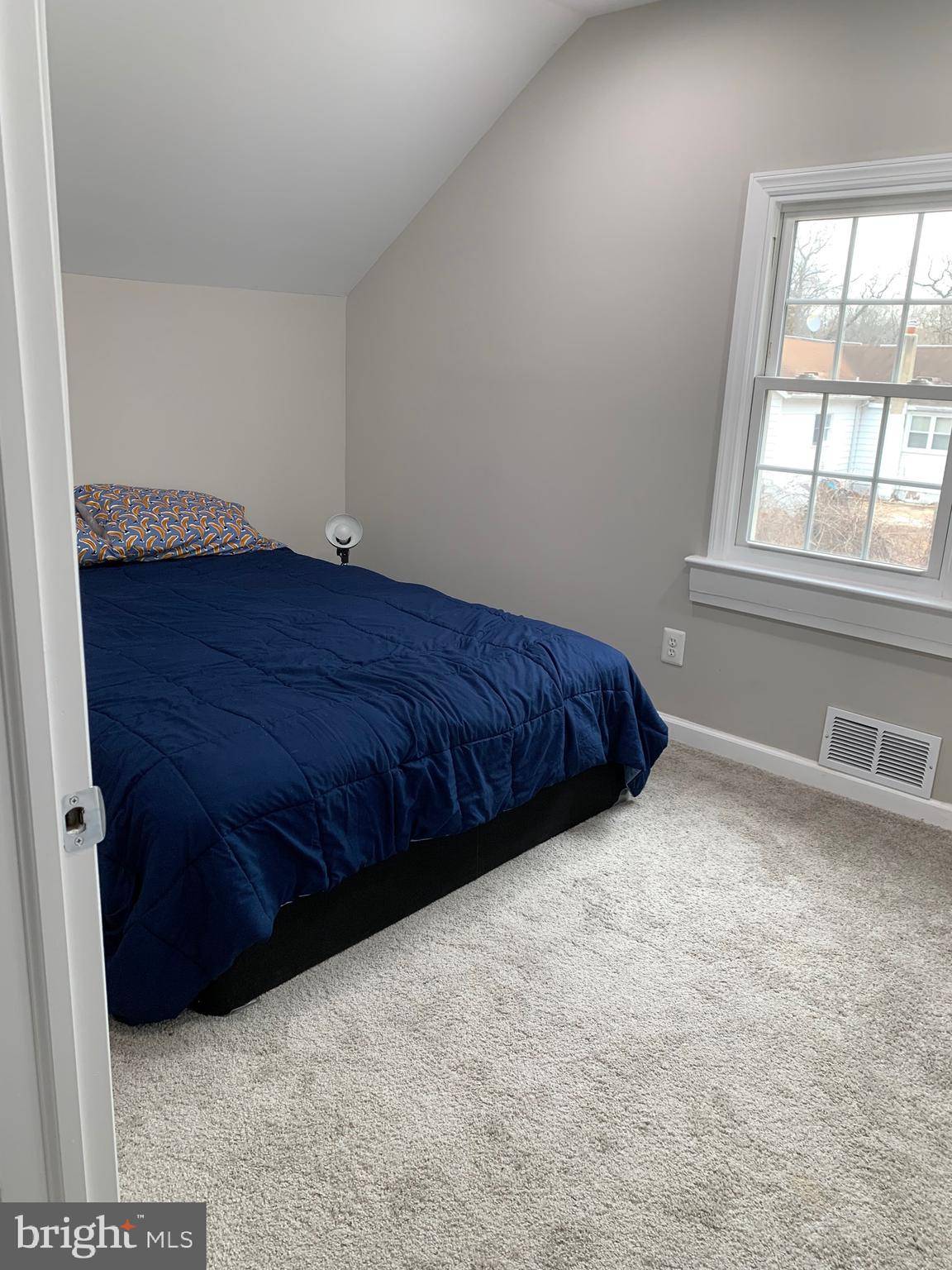Clementon, NJ 08021,42 SMITH TER S
