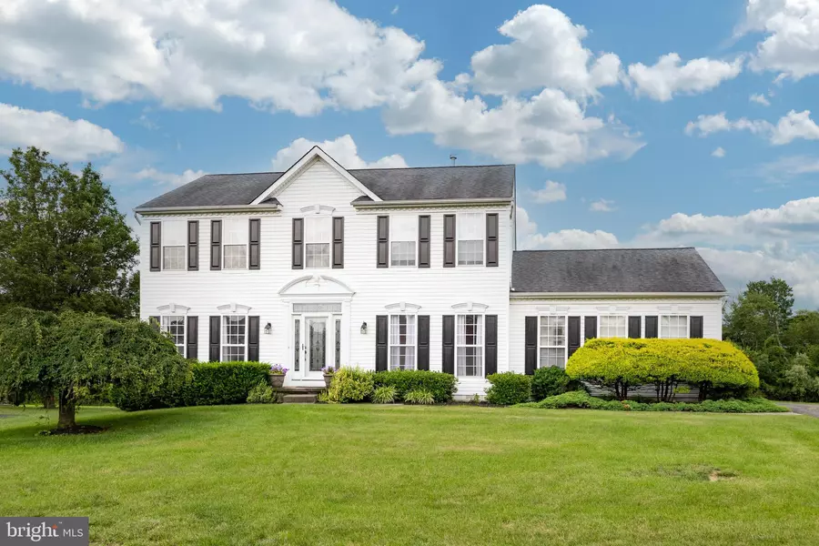 81 BARTLETT DR, Schwenksville, PA 19473