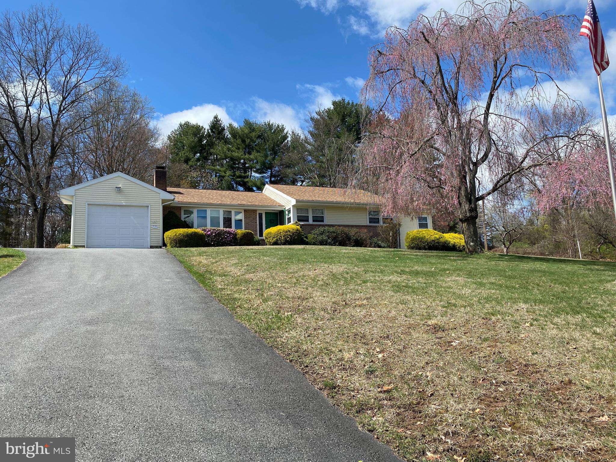 45 SCARLET LN, Reading, PA 19608