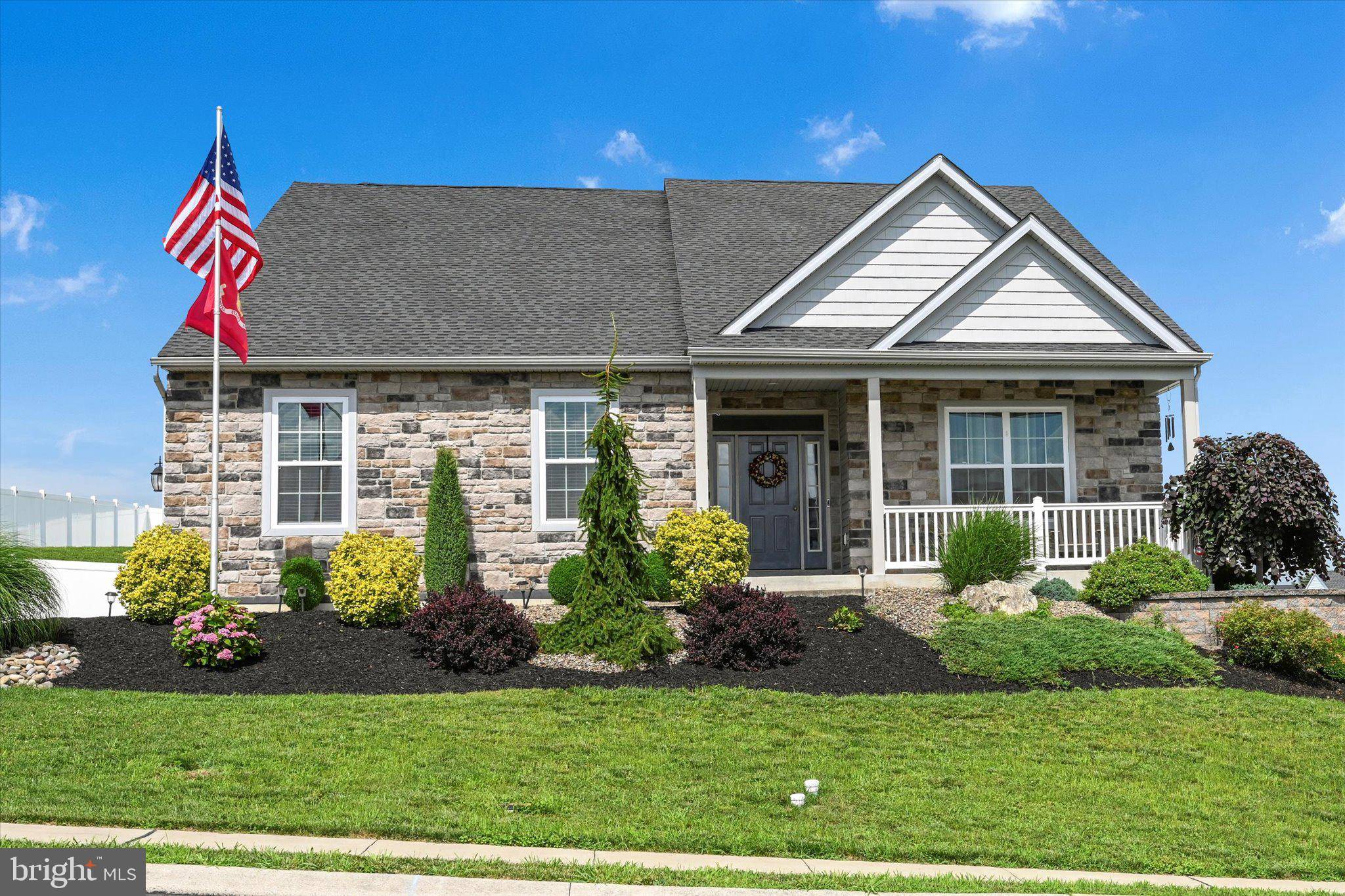 11 BISBEE DR, Leesport, PA 19533