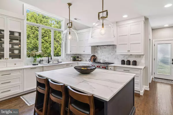 Lower Gwynedd, PA 19002,829 FOXFIELD