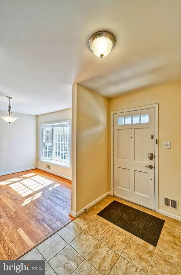 Silver Spring, MD 20902,2209 BUCKNELL TER #18