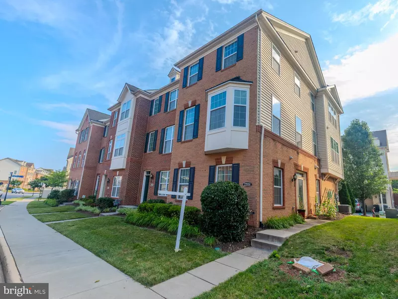 22551 CAMBRIDGEPORT SQ, Ashburn, VA 20148