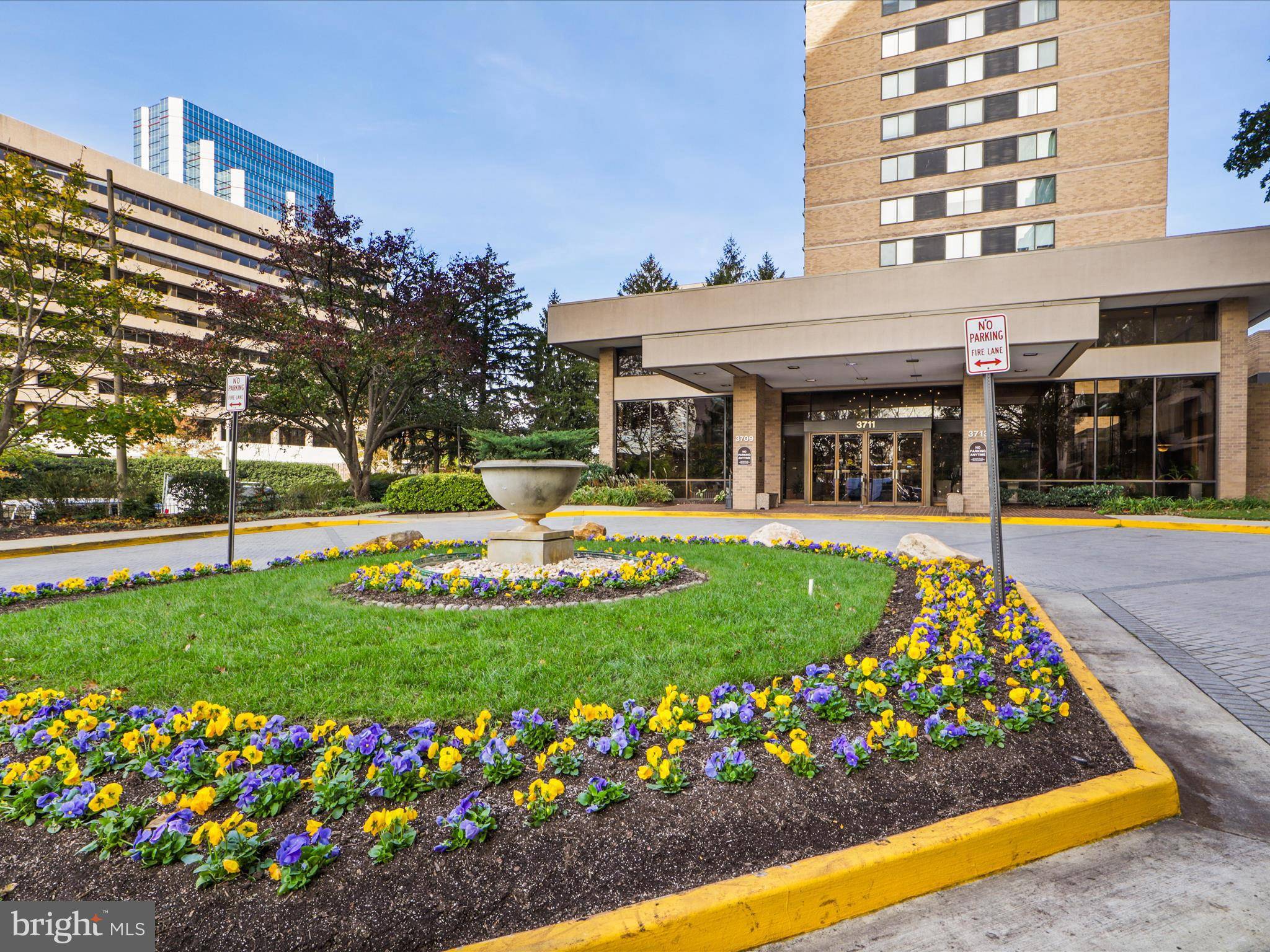 Falls Church, VA 22041,3713 S GEORGE MASON DR #1204 W