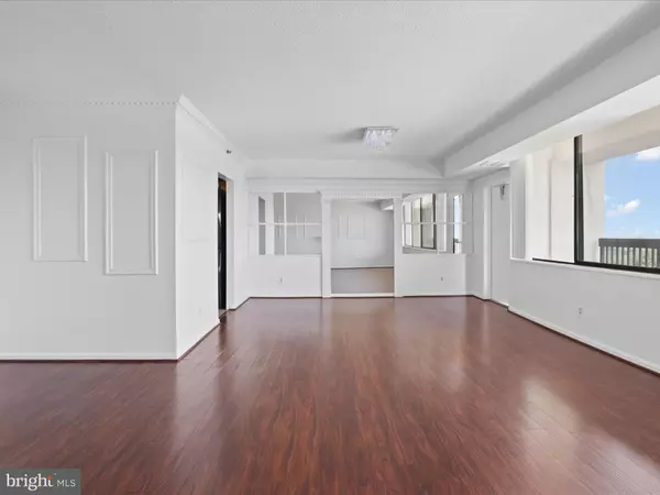 Falls Church, VA 22041,3713 S GEORGE MASON DR #1204 W