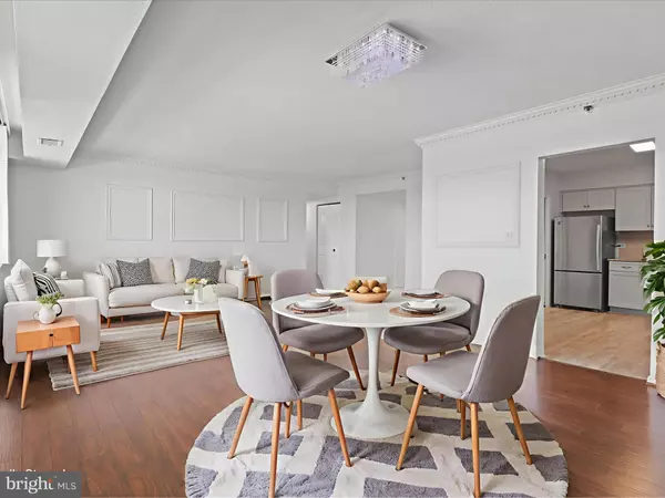 3713 S GEORGE MASON DR #1204 W, Falls Church, VA 22041