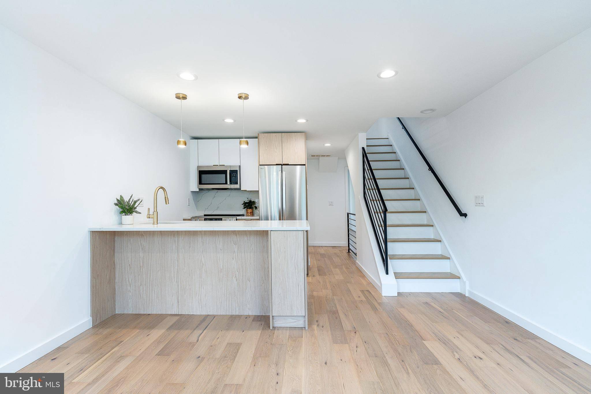 Philadelphia, PA 19133,507 W DAUPHIN ST #2