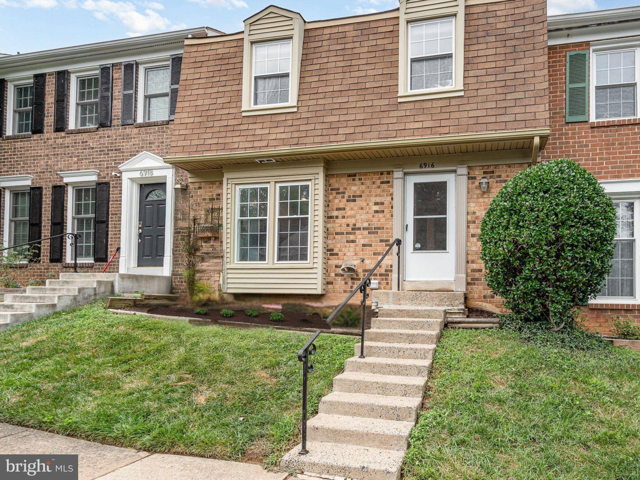 Annandale, VA 22003,6916 LAFAYETTE PARK DR