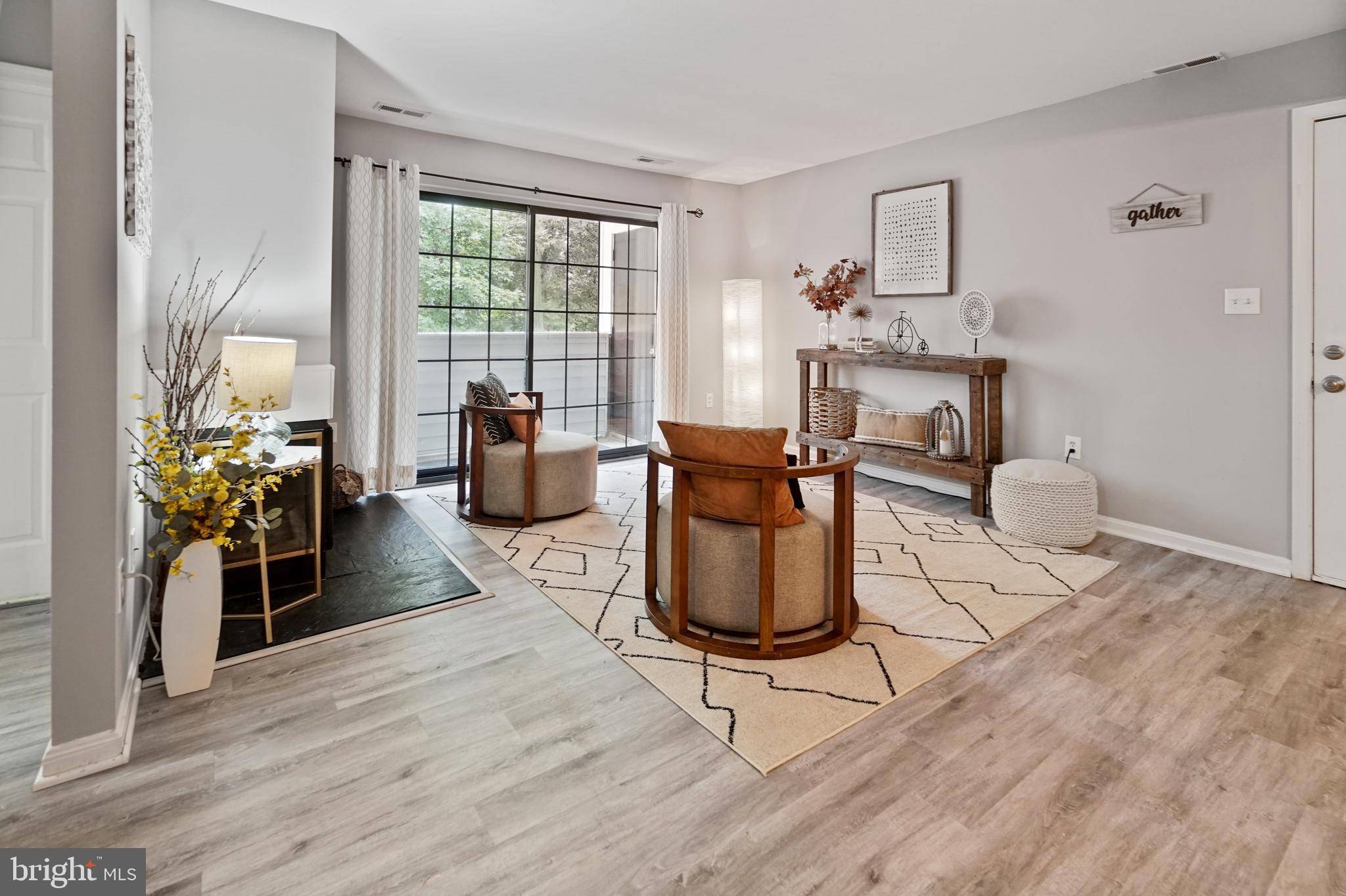 1647 CARRIAGE HOUSE TERR #E, Silver Spring, MD 20904