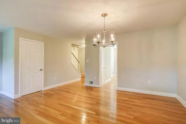 Bethesda, MD 20817,7530 WESTLAKE TER #45