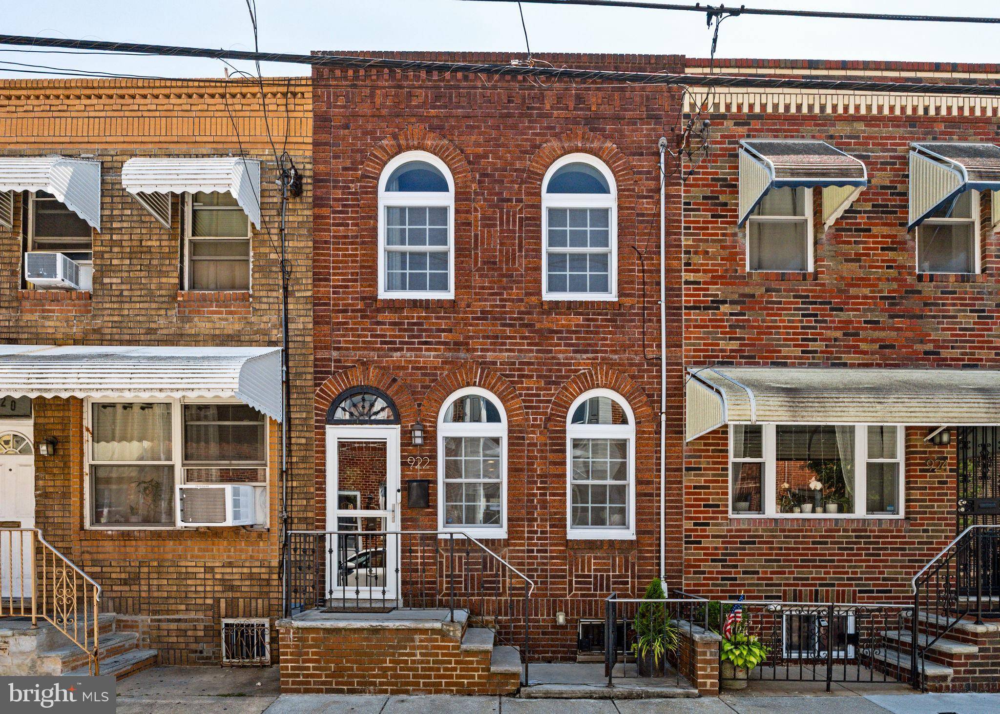 922 MCCLELLAN ST, Philadelphia, PA 19148