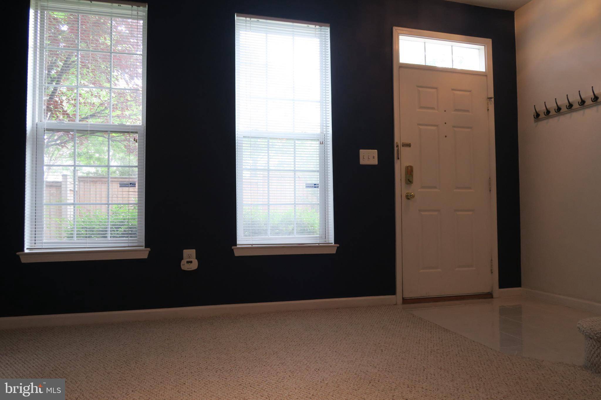 Alexandria, VA 22304,5818 COWLING CT