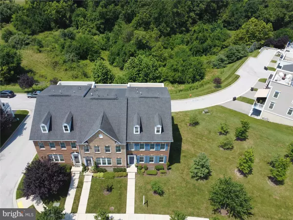 Ellicott City, MD 21043,8135 VILLAGE CREST DR #125