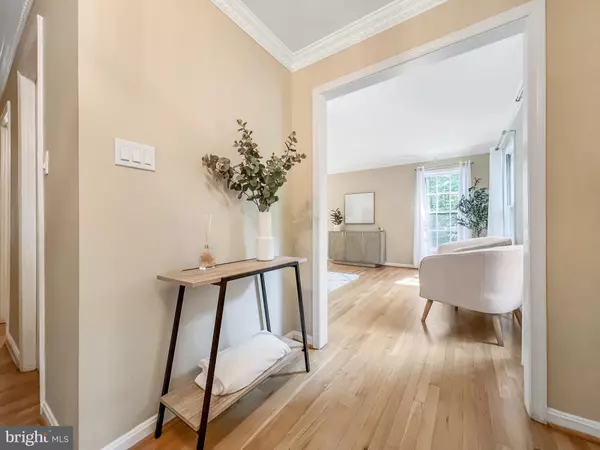 Fairfax Station, VA 22039,11017 HIGHRIDGE ST