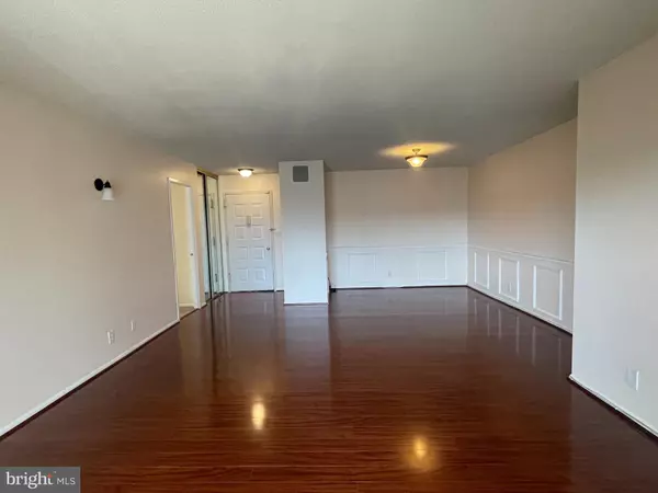Mclean, VA 22102,8350 GREENSBORO DR #705