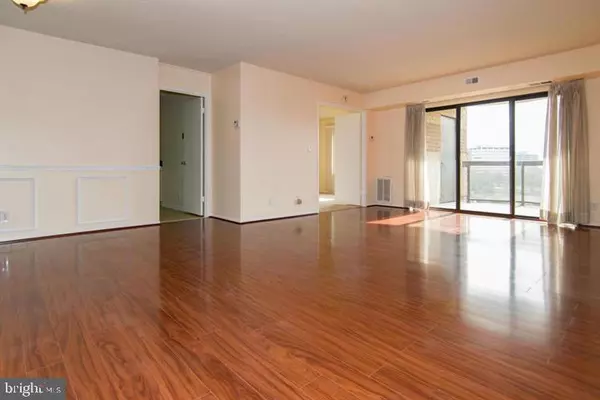 Mclean, VA 22102,8350 GREENSBORO DR #705