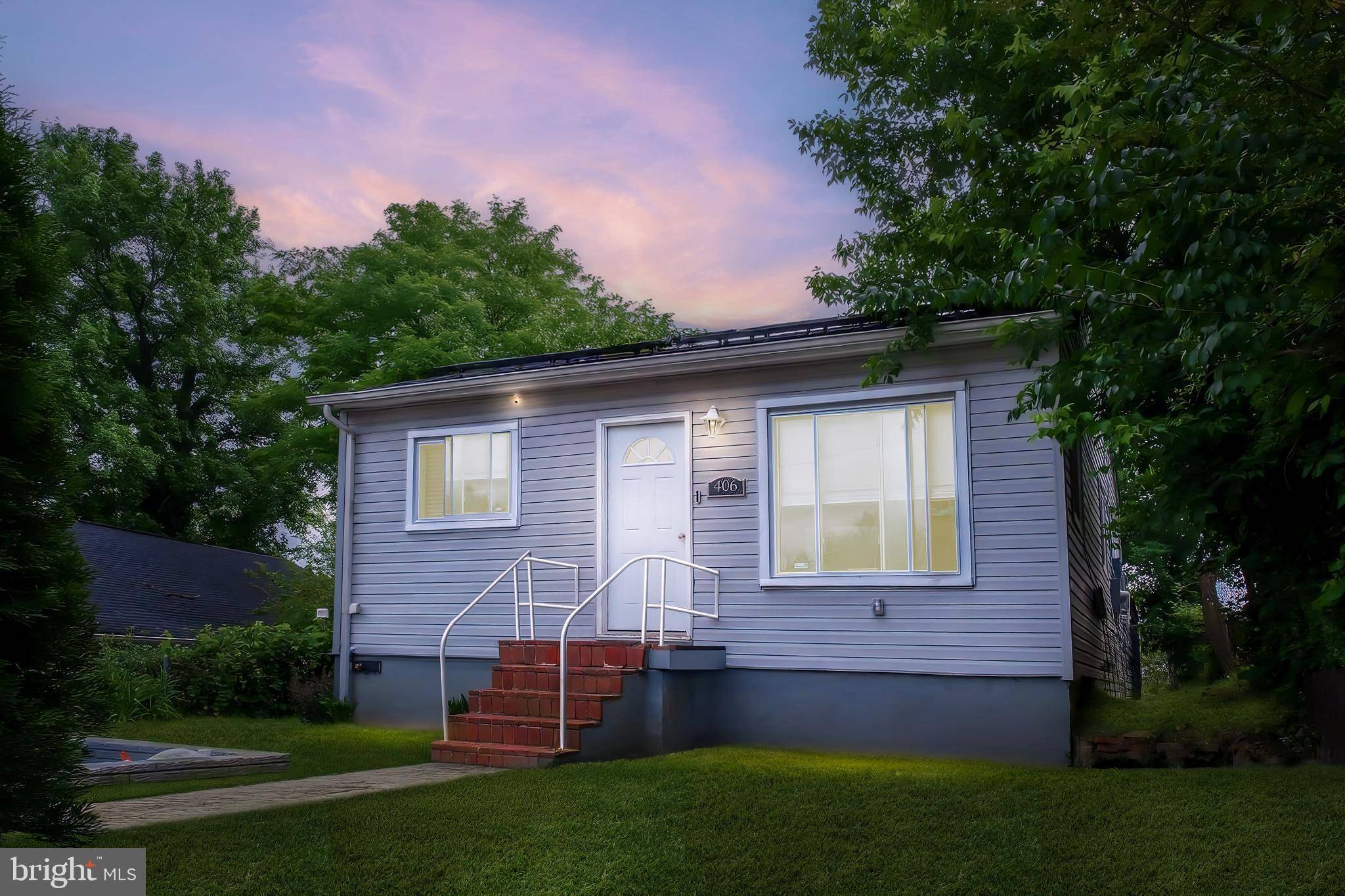 406 CARMODY HILLS DR, Capitol Heights, MD 20743