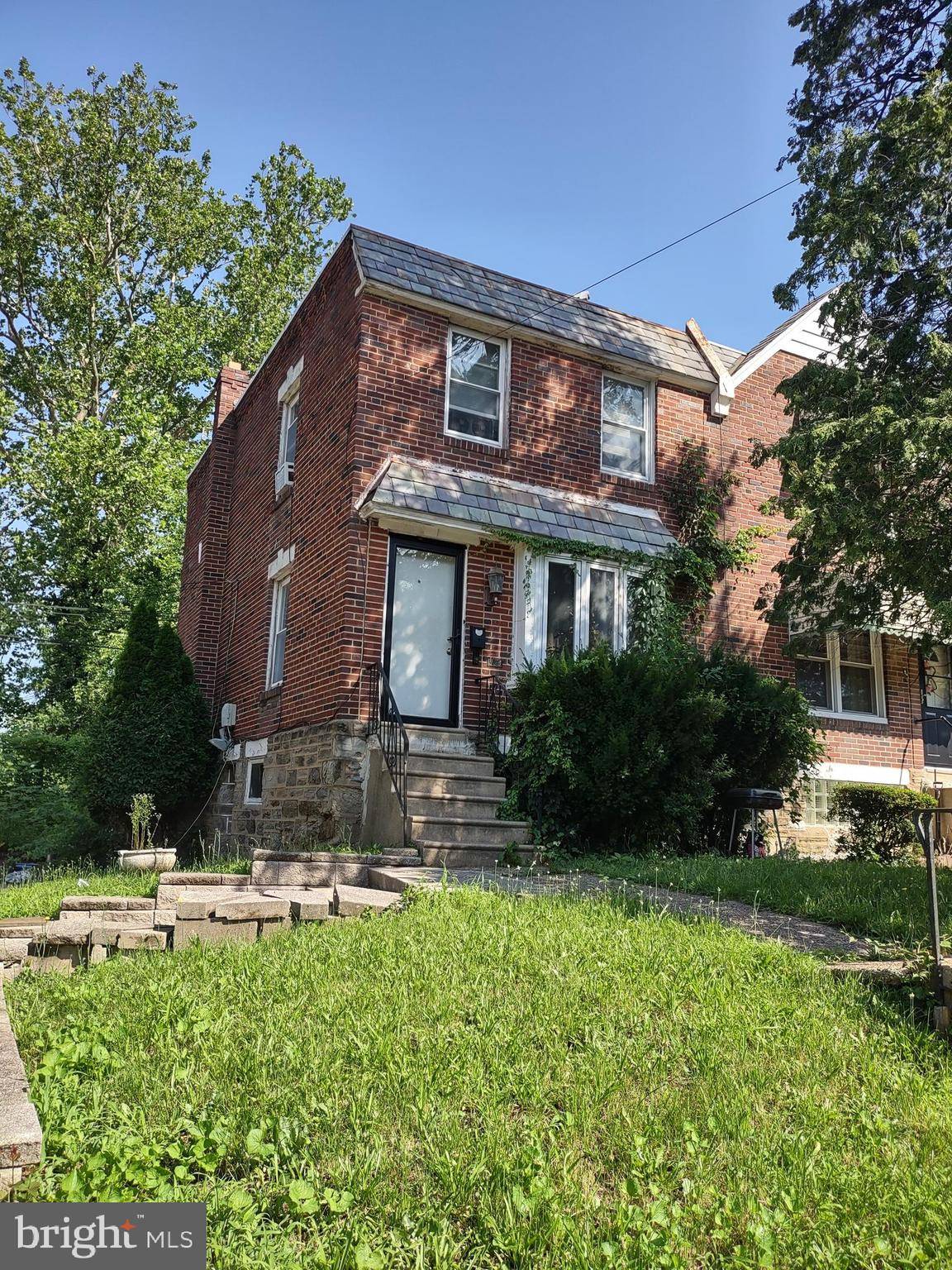 Philadelphia, PA 19144,325 W MANHEIM ST