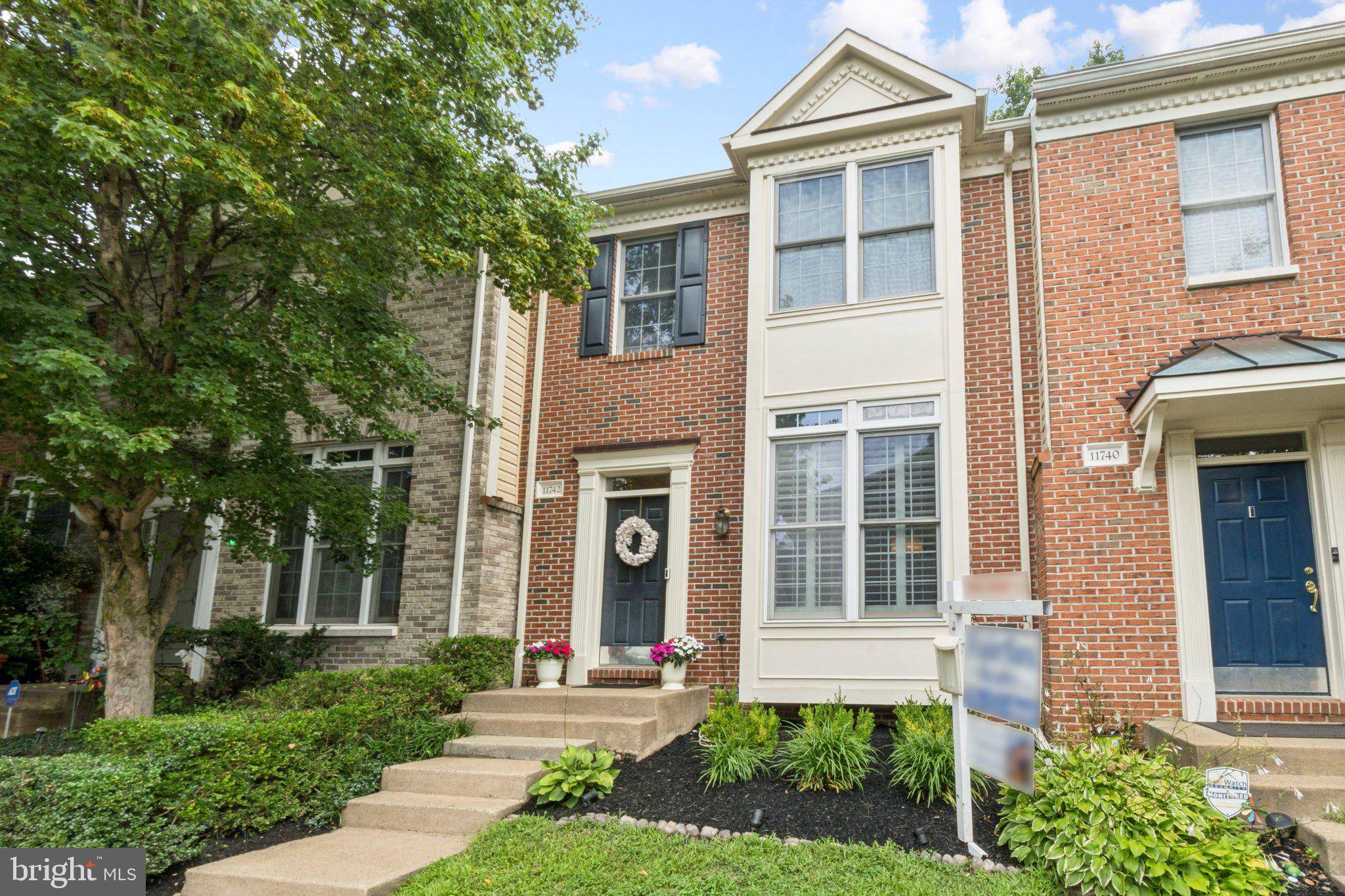 11742 VALLEY RIDGE CIR, Fairfax, VA 22033