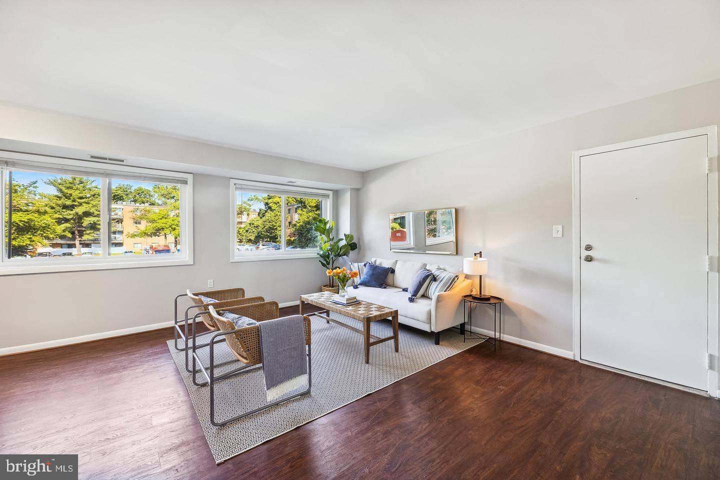 Alexandria, VA 22302,3314 S 28TH ST #304