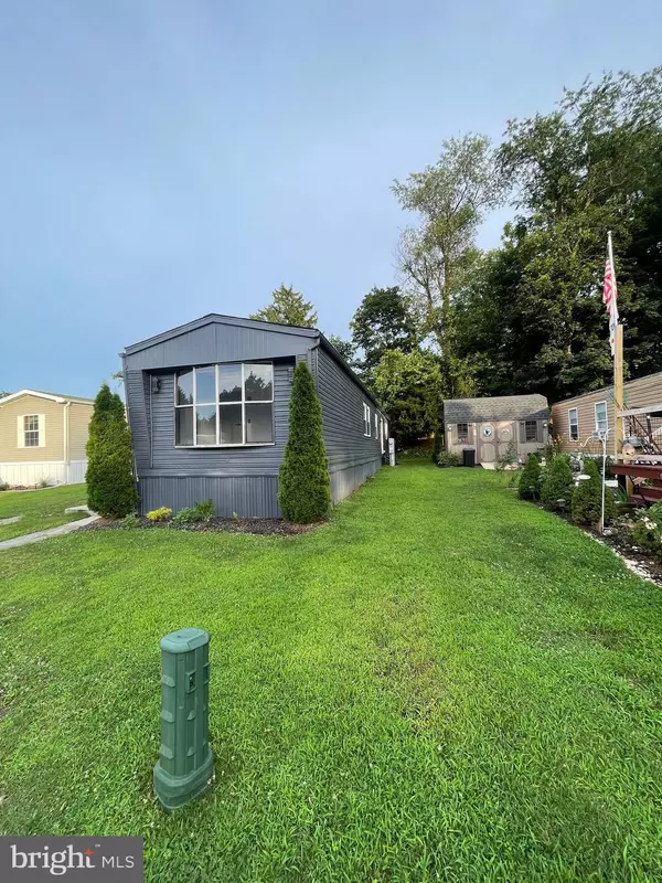 Annville, PA 17003,321 LEWIS RD