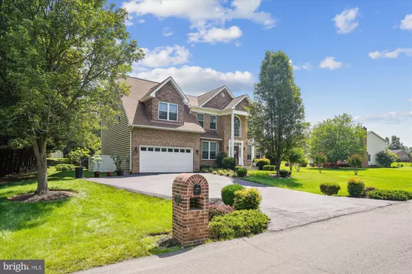 Waldorf, MD 20603,8818 COTTONGRASS ST