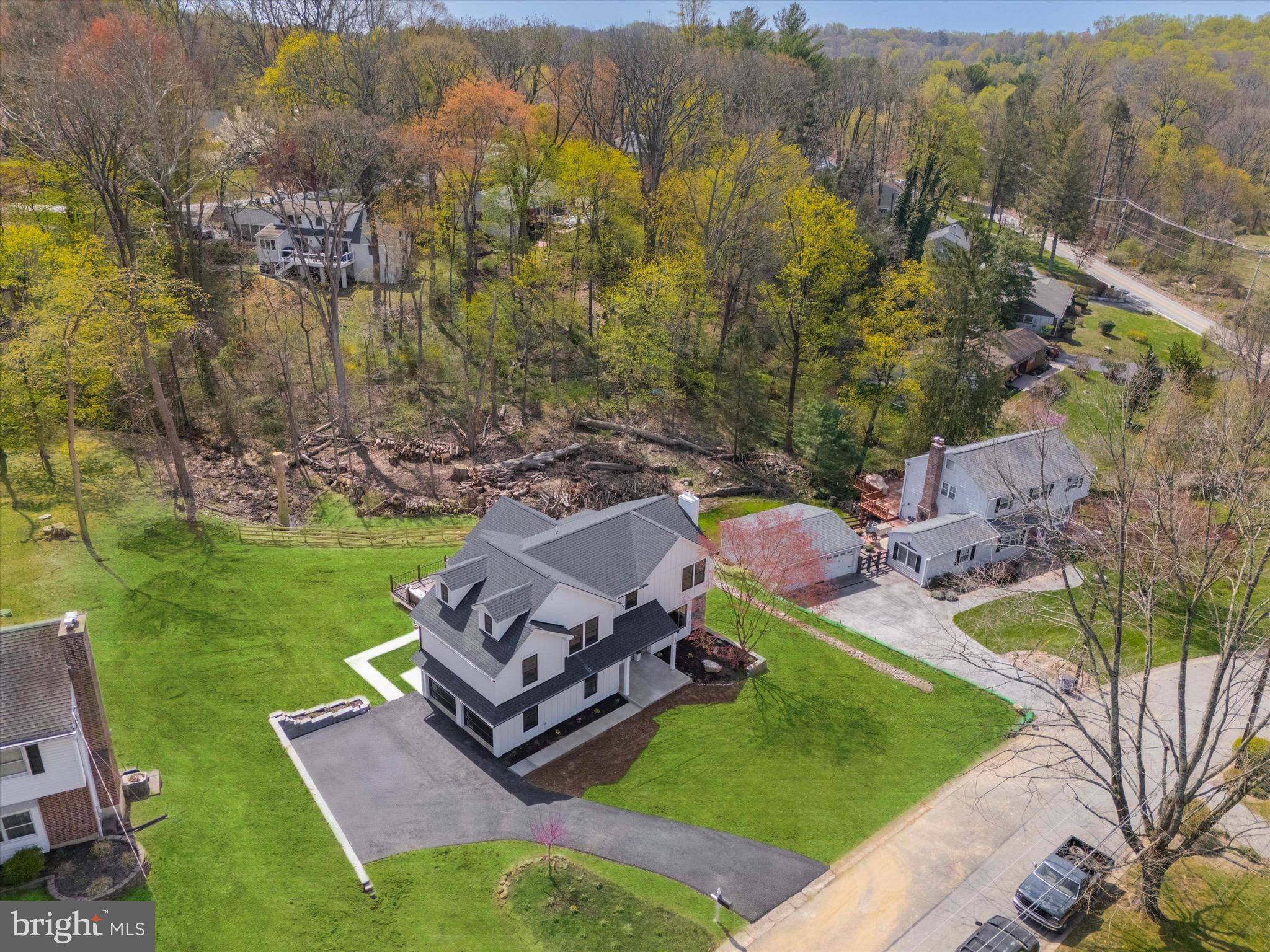 Media, PA 19063,530 HILLENDALE RD