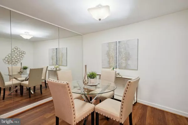 Washington, DC 20008,2126 CONNECTICUT AVE NW #17