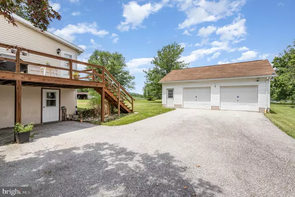 Aspers, PA 17304,821-B COMPANY FARM RD