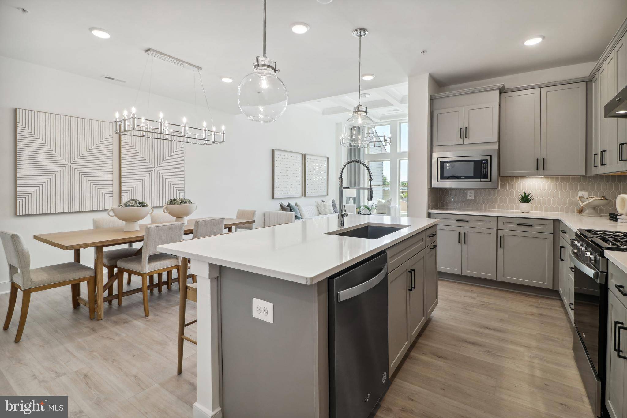 Haymarket, VA 20169,6051 SUNSTONE LN