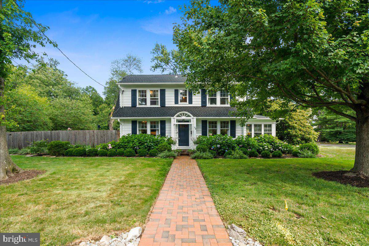 23 WILLOW, Lawrenceville, NJ 08648