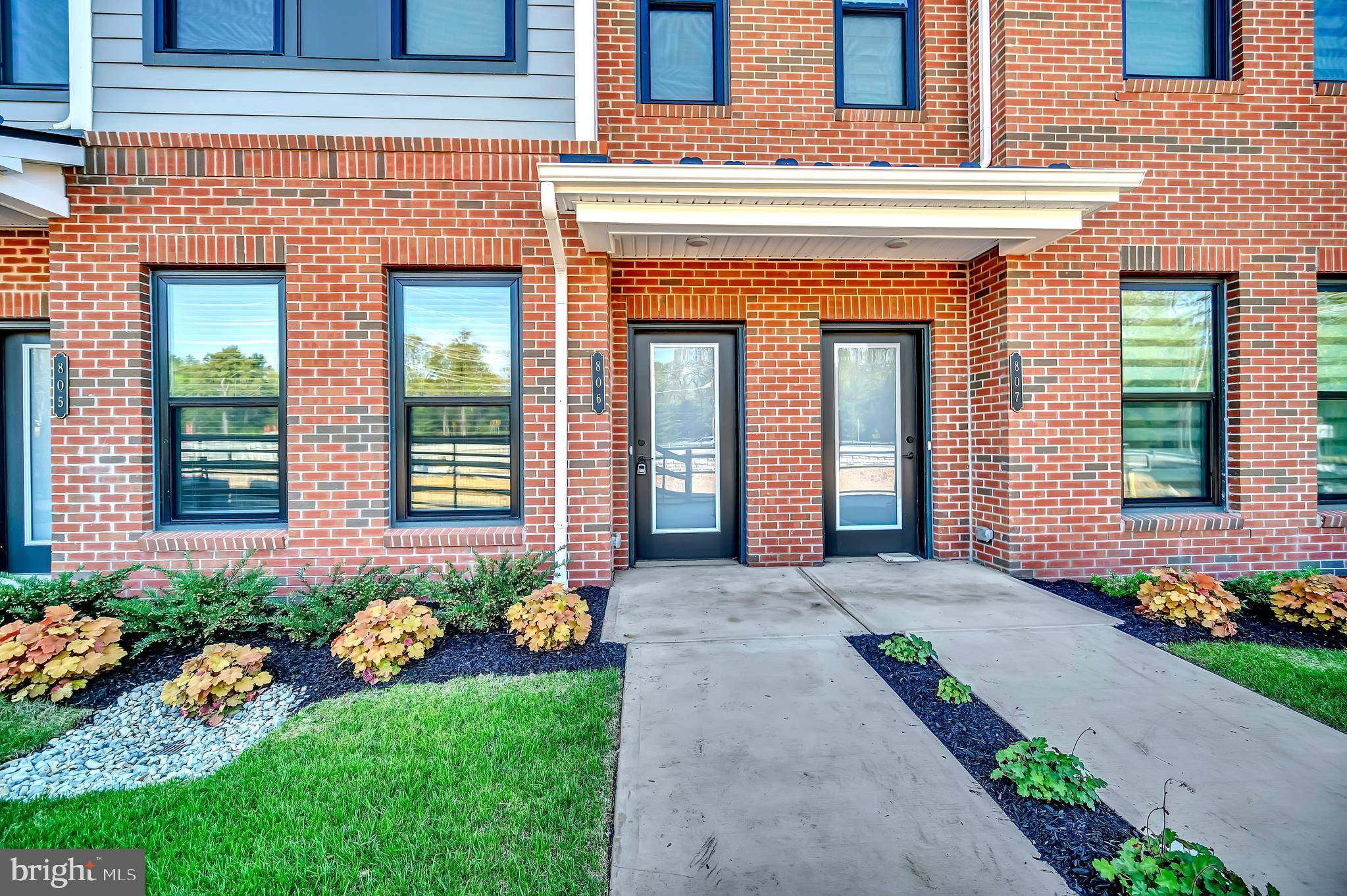 806 SHAY CT, Princeton Junction, NJ 08550