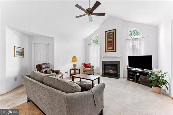 Souderton, PA 18964,141 FARRINGTON LN