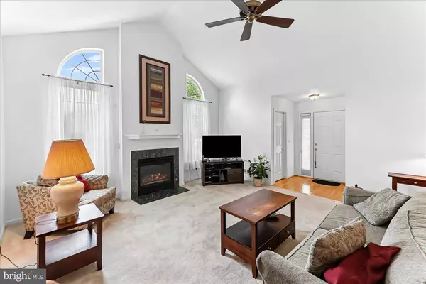 Souderton, PA 18964,141 FARRINGTON LN