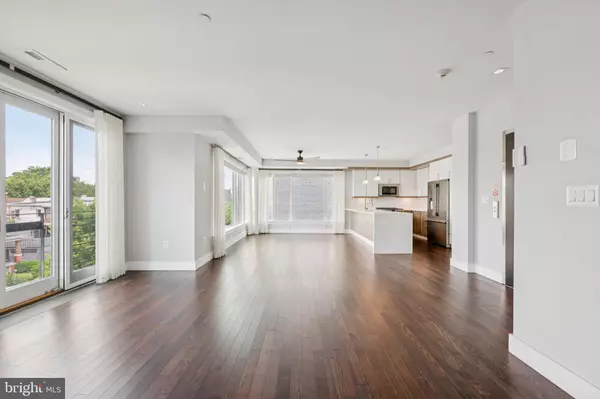 Washington, DC 20002,915 12TH ST NE #4