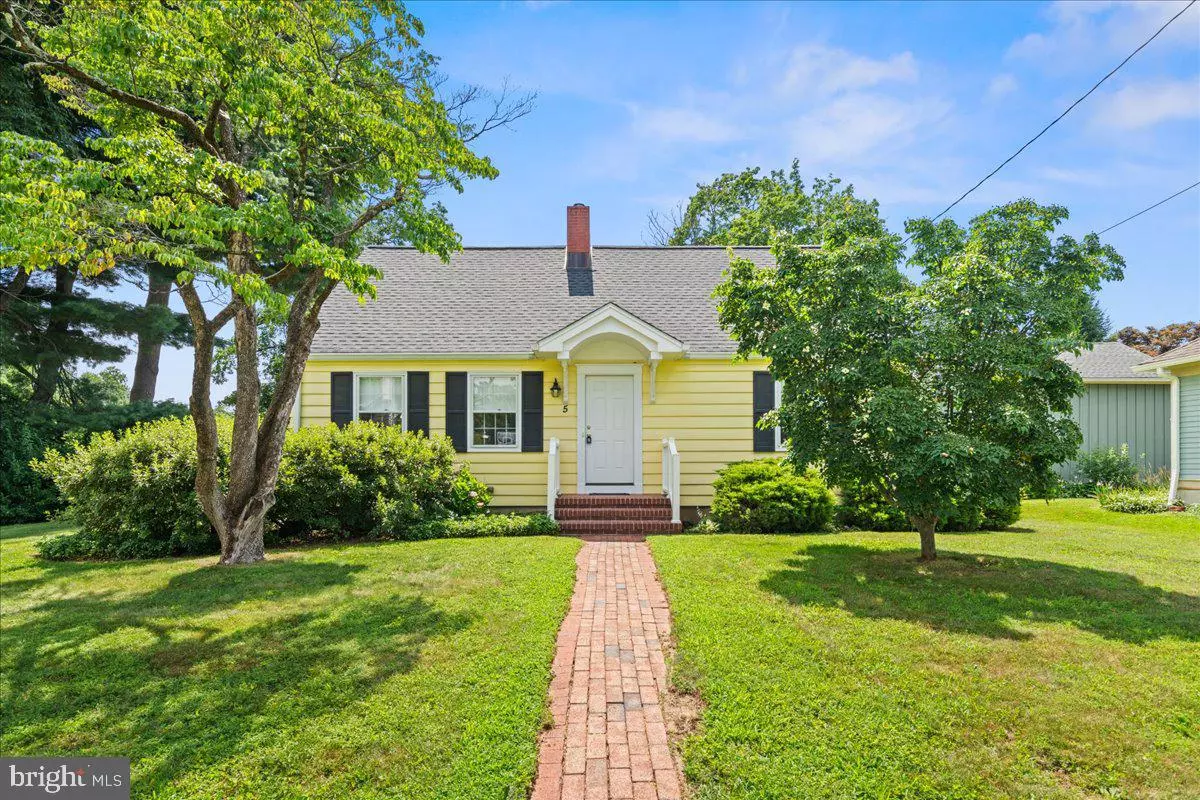 Titusville, NJ 08560,5 RIVERA AVE