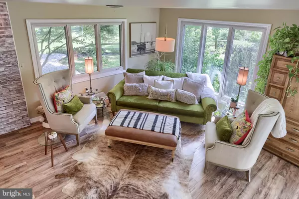 Lititz, PA 17543,2 WHITCRAFT DR