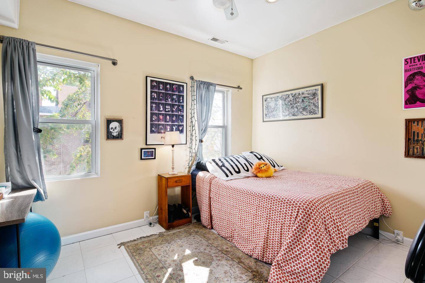 Philadelphia, PA 19147,620 S 3RD ST #UNIT 3