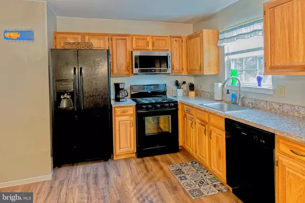 Hammonton, NJ 08037,12 SETH DR