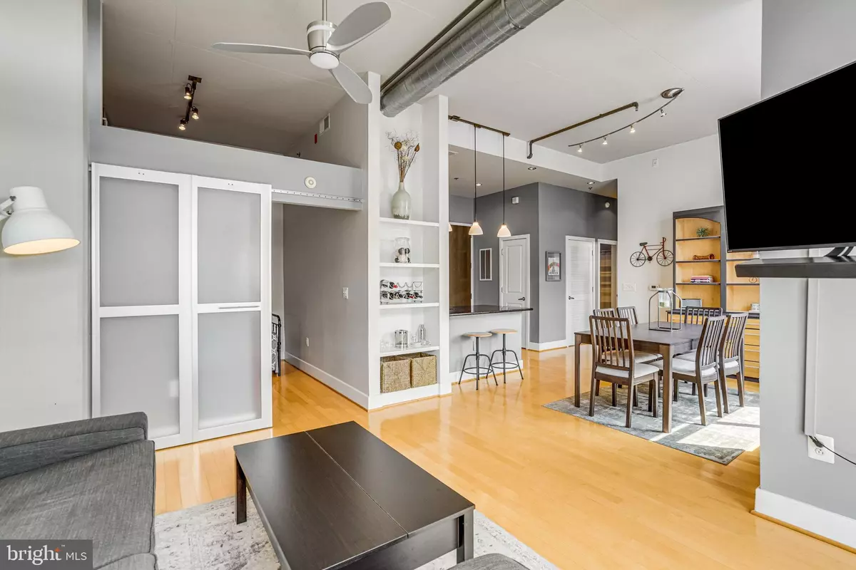 Alexandria, VA 22314,520 JOHN CARLYLE ST #426