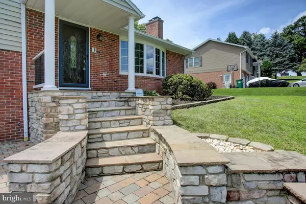 Chambersburg, PA 17202,300 FARMINGTON RD