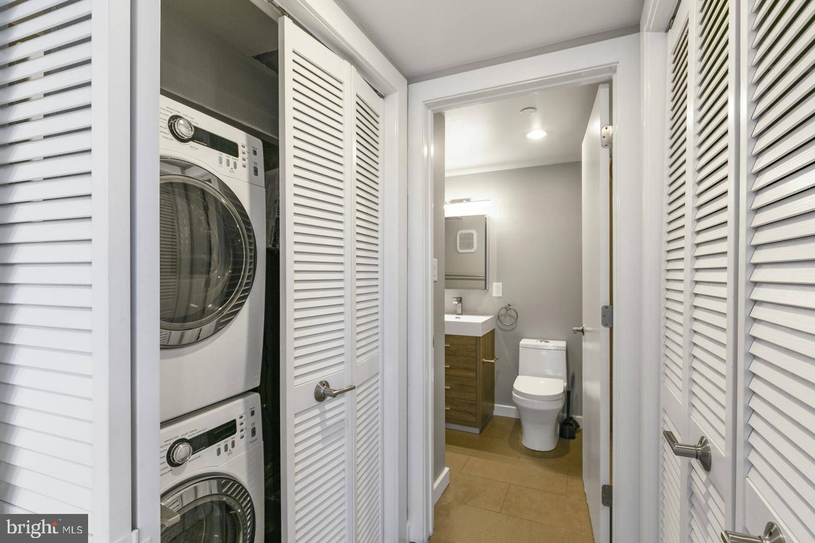 Philadelphia, PA 19125,1142 CREASE ST #2R