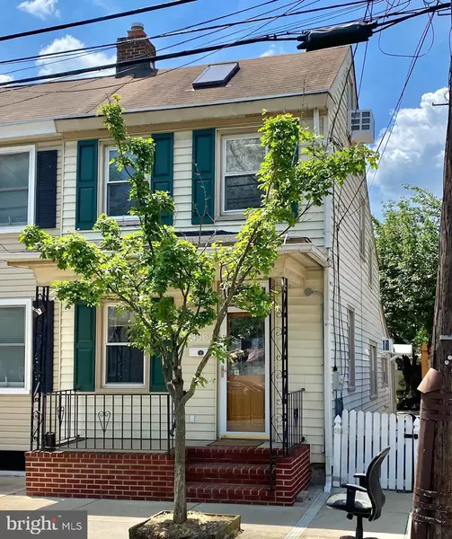 436 PRINCE ST, Bordentown, NJ 08505