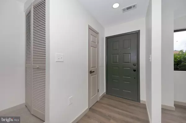 Baltimore, MD 21207,6417 WOODGREEN CIR