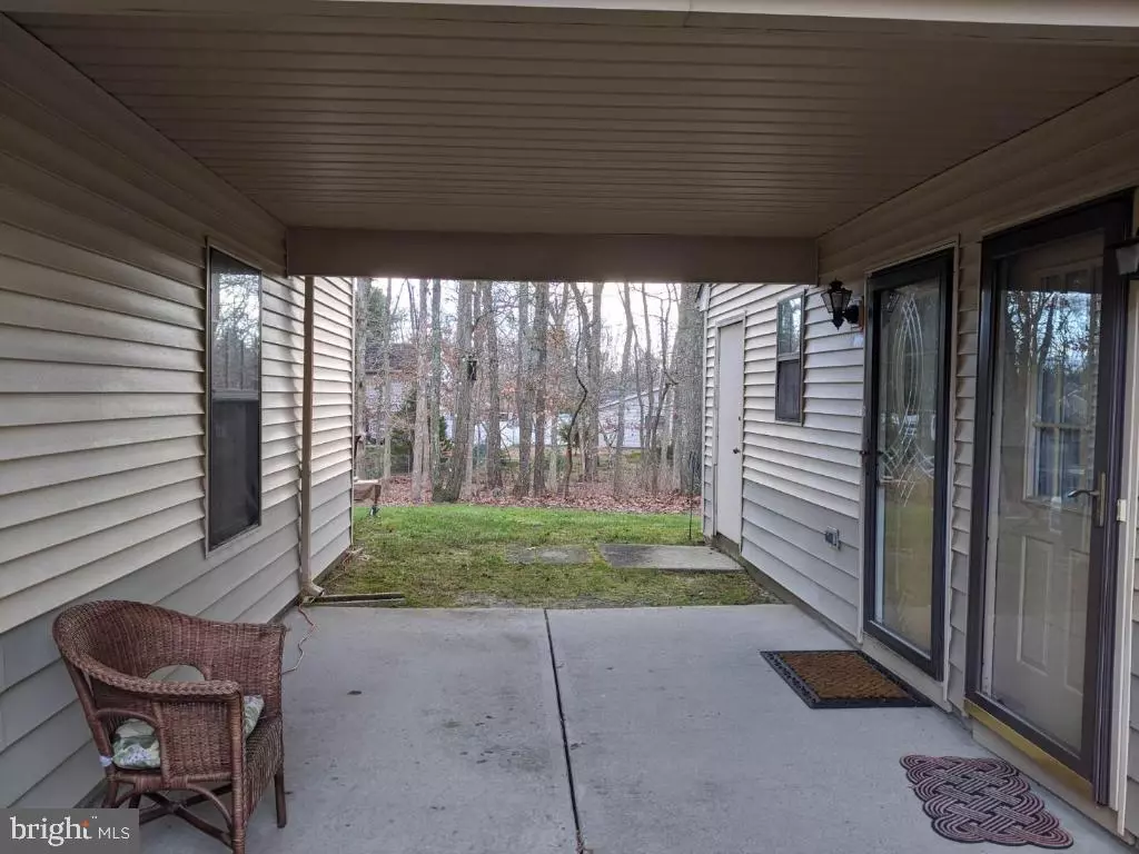 Jackson, NJ 08527,94 AZALEA CIR
